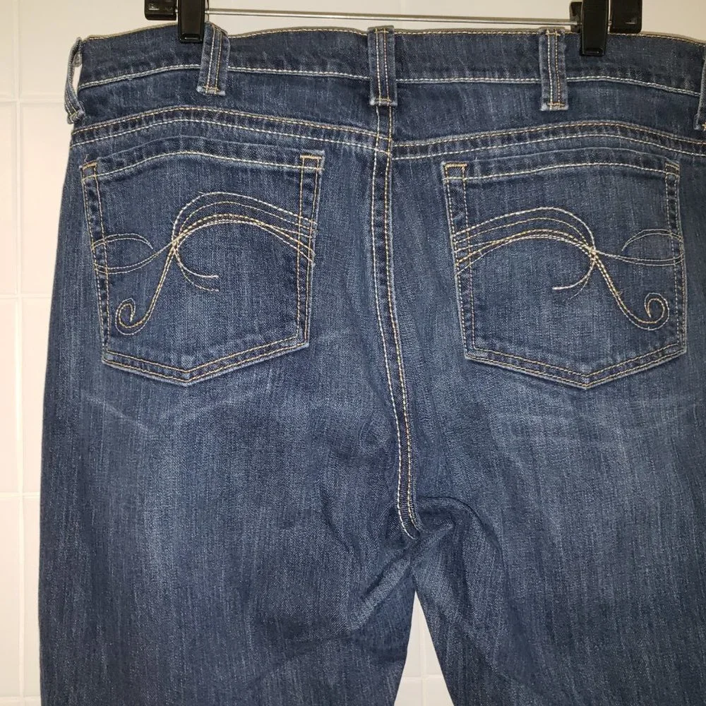 Cabelas 16 Regular Stretch Straight Leg Denim Jeans Dark Wash Blue 16R - Picture 5 of 9